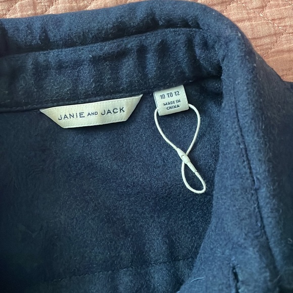 New - Picture 2 of 4